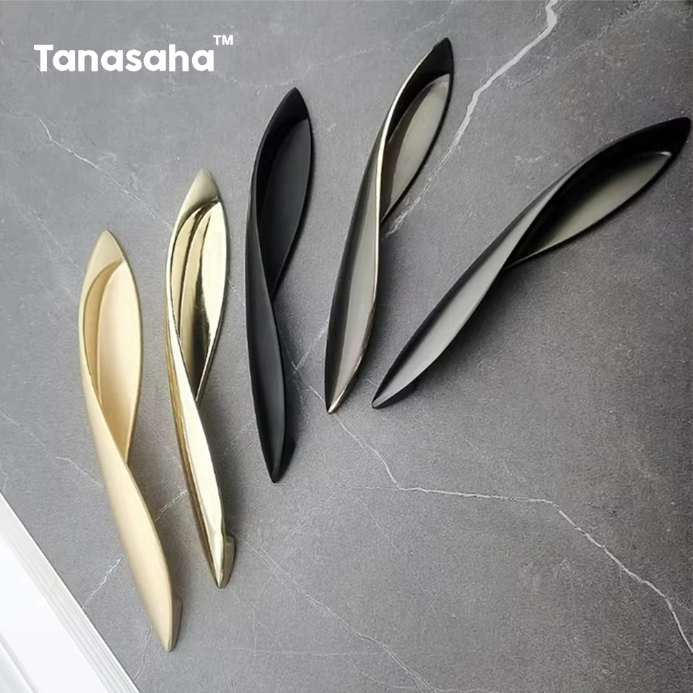 Maniglie per mobili da cucina  - Kitchen Gadgets Cabinet recensione e prezzo