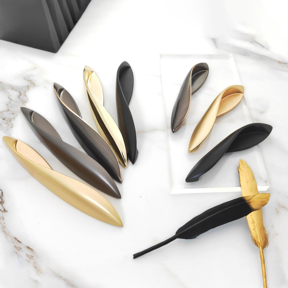Maniglie per mobili da cucina  - Kitchen Gadgets Cabinet recensione e prezzo
